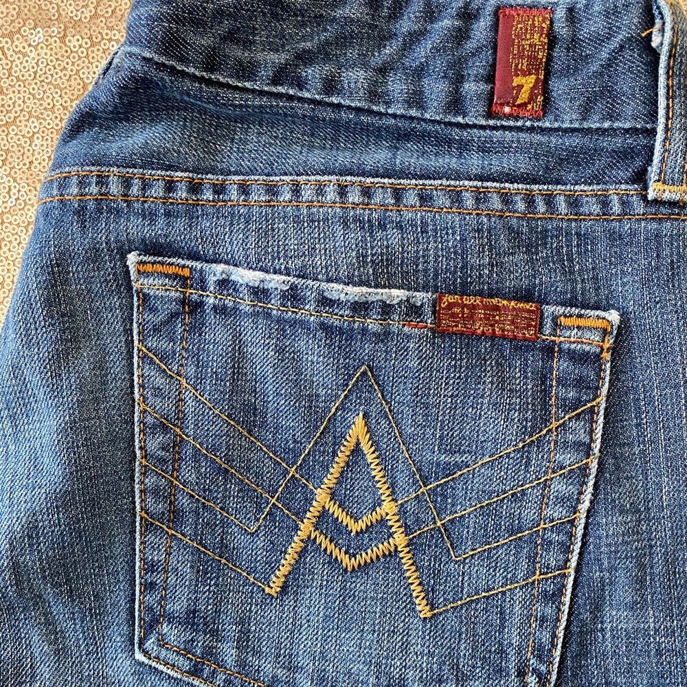 Fall Pick! 🍂 7 For All Mankind Jeans - Picture 4 of 7